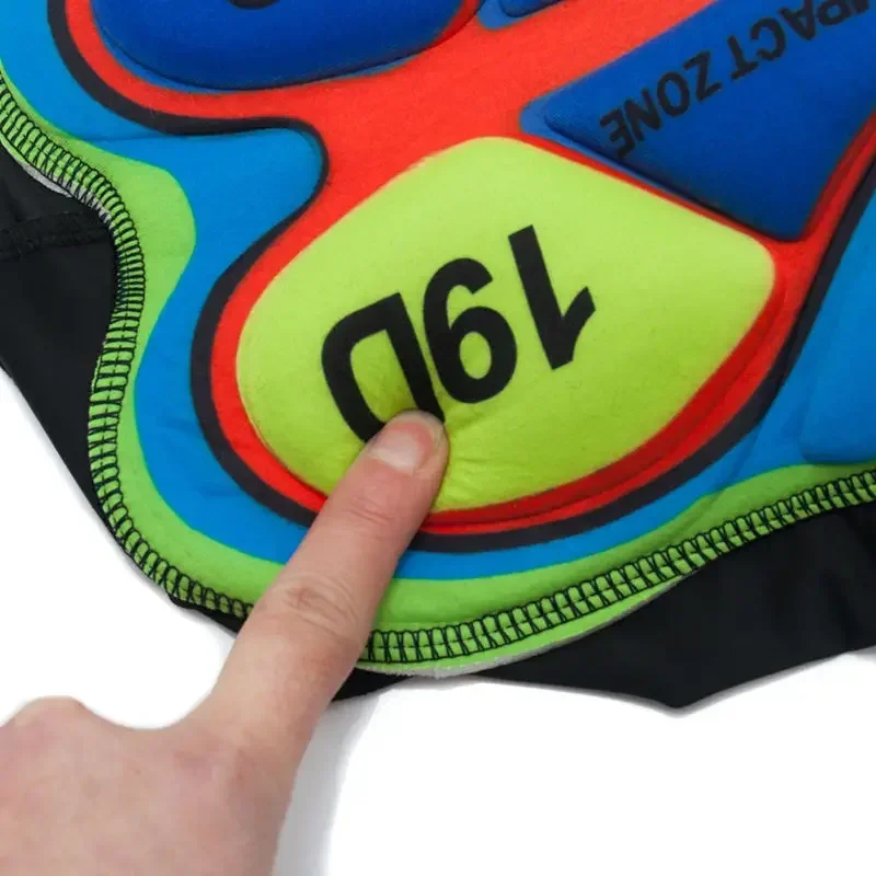 Completo da Ciclismo UAE New P - Cycling Gear Uae recensione e prezzo